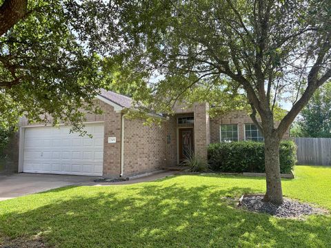 Photo of 2101 Laughing Gull Lane, League City, TX 77573 (MLS # 62313719)