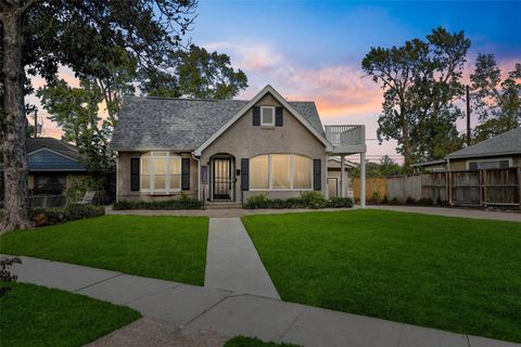 Photo of 6733 Sylvan Road, Houston, TX 77023 (MLS # 30205396)