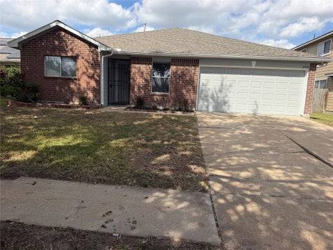 Photo of 2918 Meiko Drive, Houston, TX 77045 (MLS # 20591833)