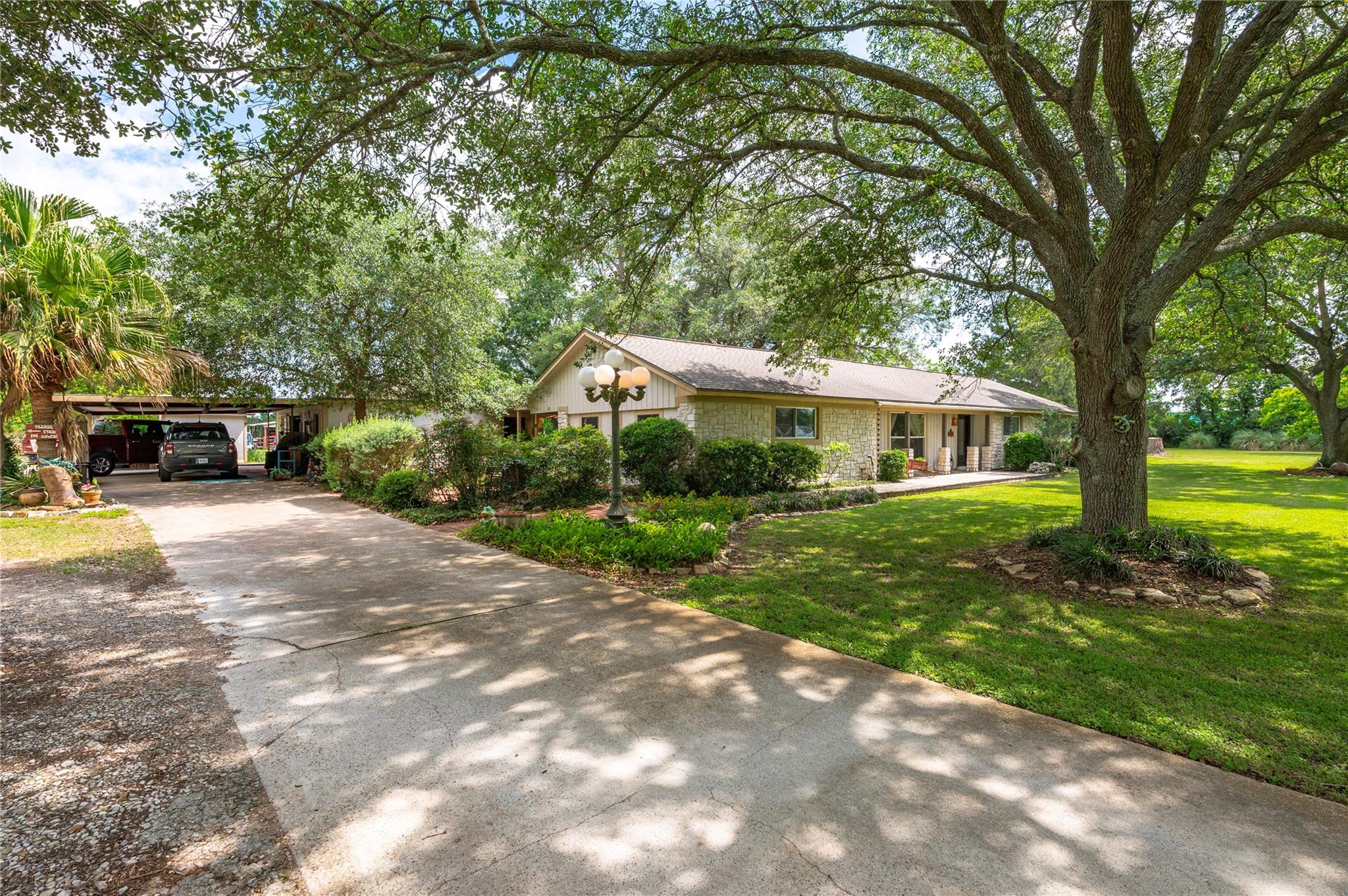 1046 Fm 517 Road