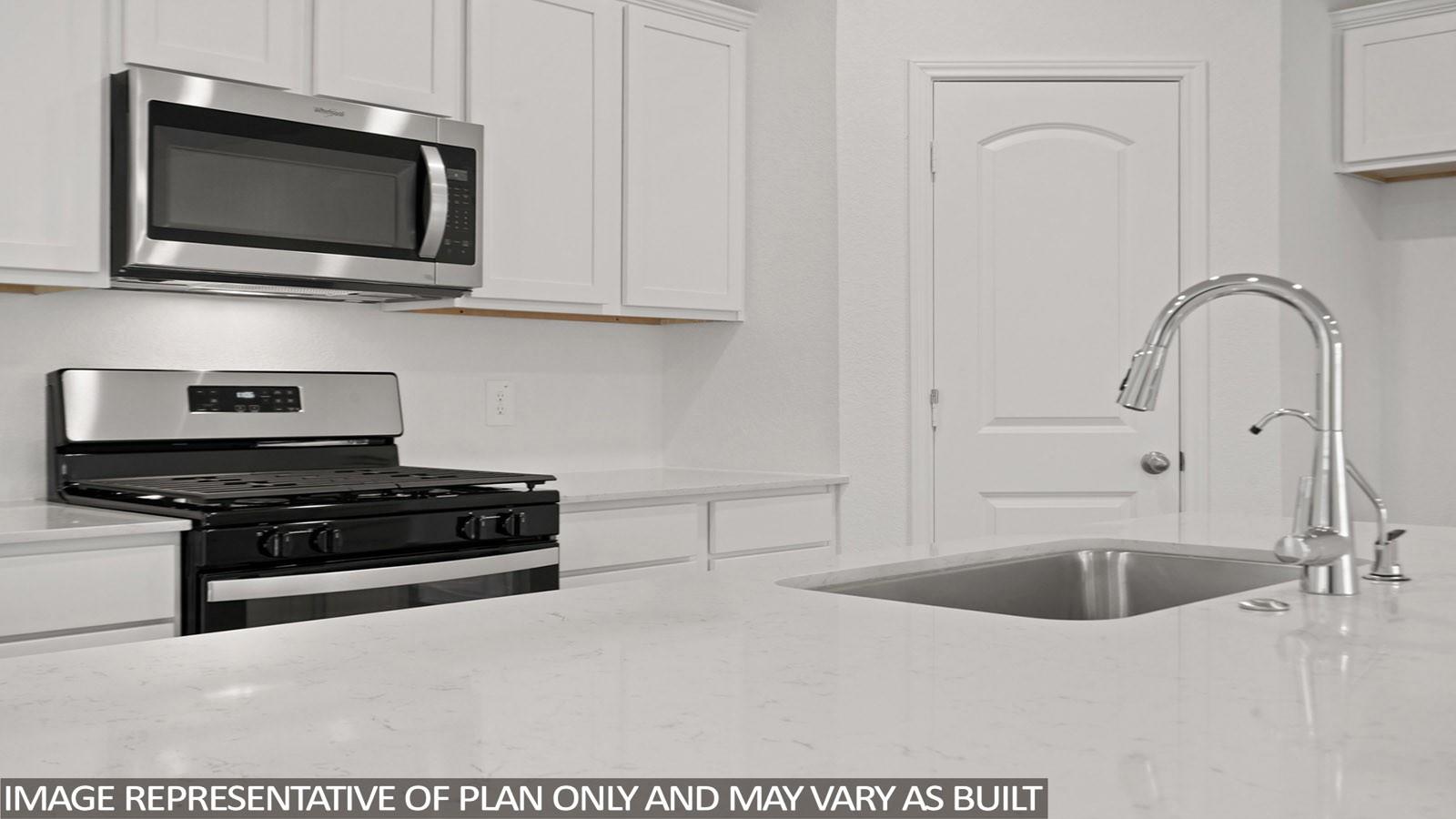 21731 Piazza Maggiore