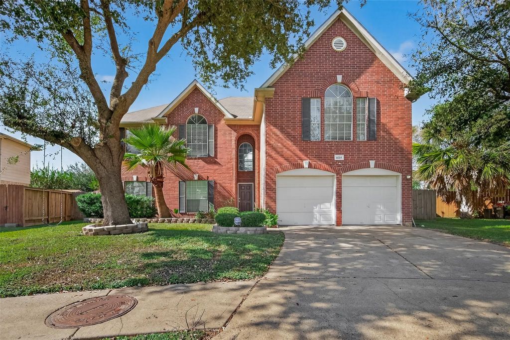Photo of 16315 April Ridge Drive, Houston, TX 77083 (MLS # 958782)