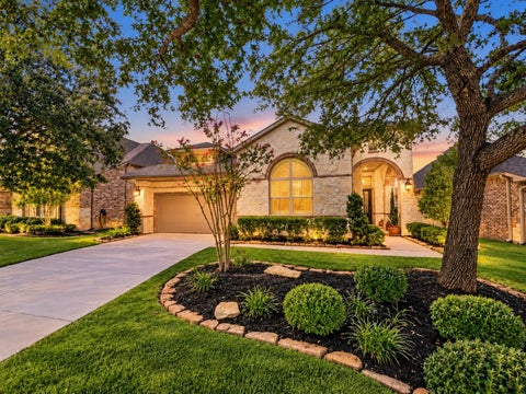 Photo of 34 Brakendale Place, Spring, TX 77389 (MLS # 53452736)