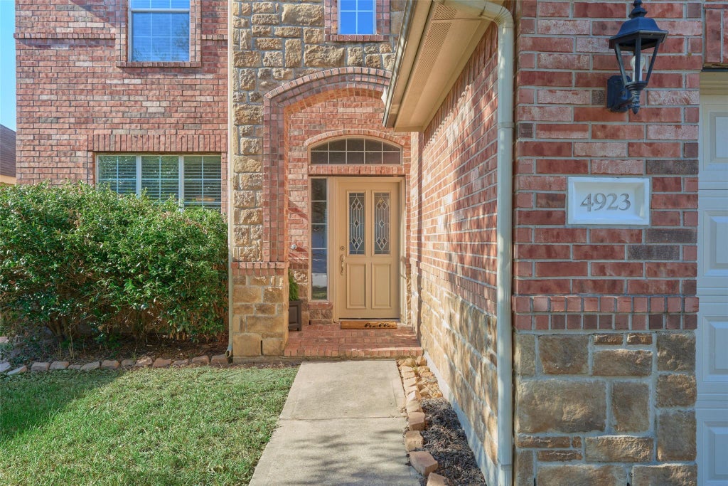 Photo of 4923 Forest Hurst Drive, Spring, TX 77373 (MLS # 36696774)