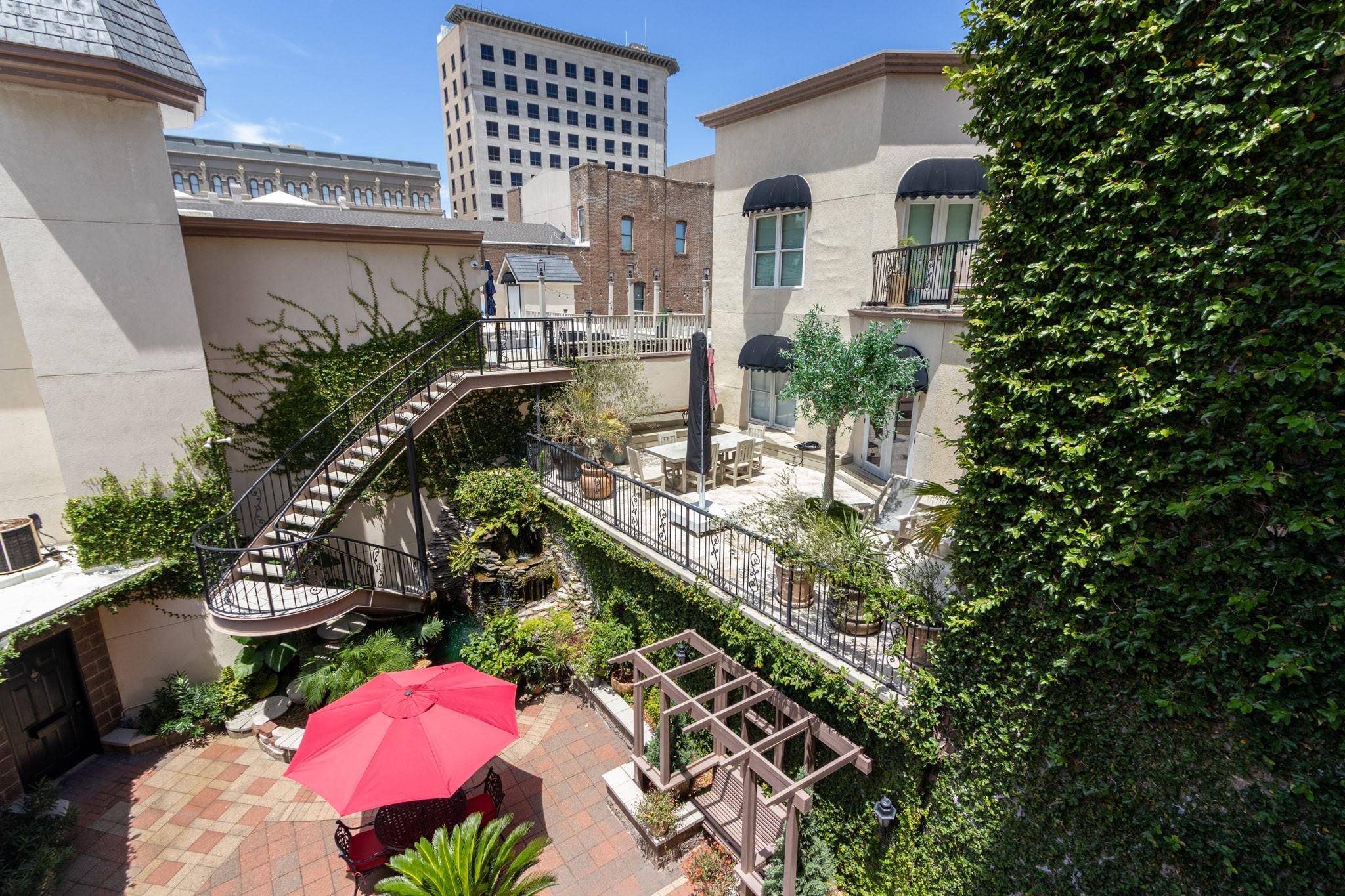 2102 Post Office Street Corner 8