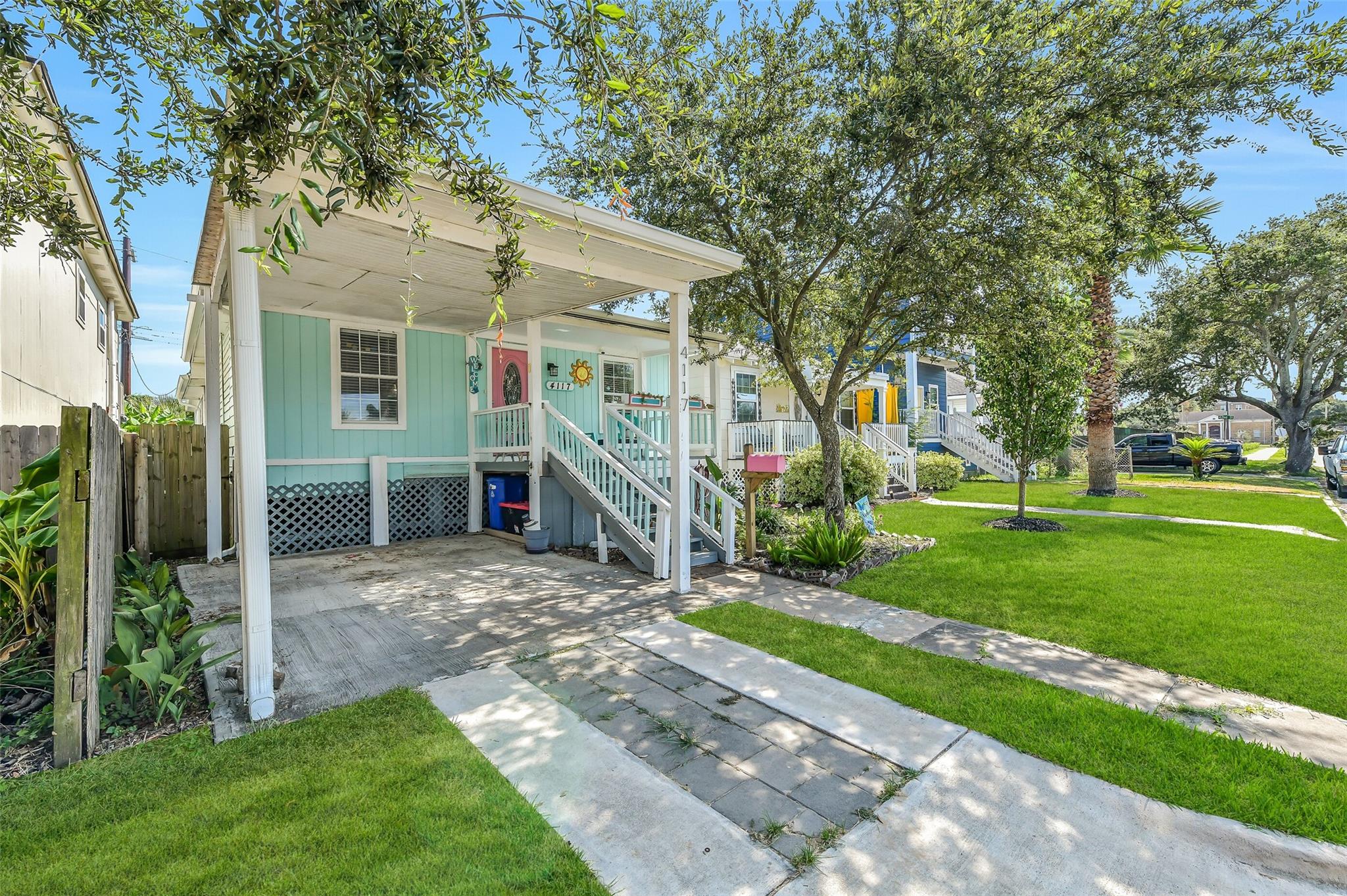 4117 Avenue M 1/2