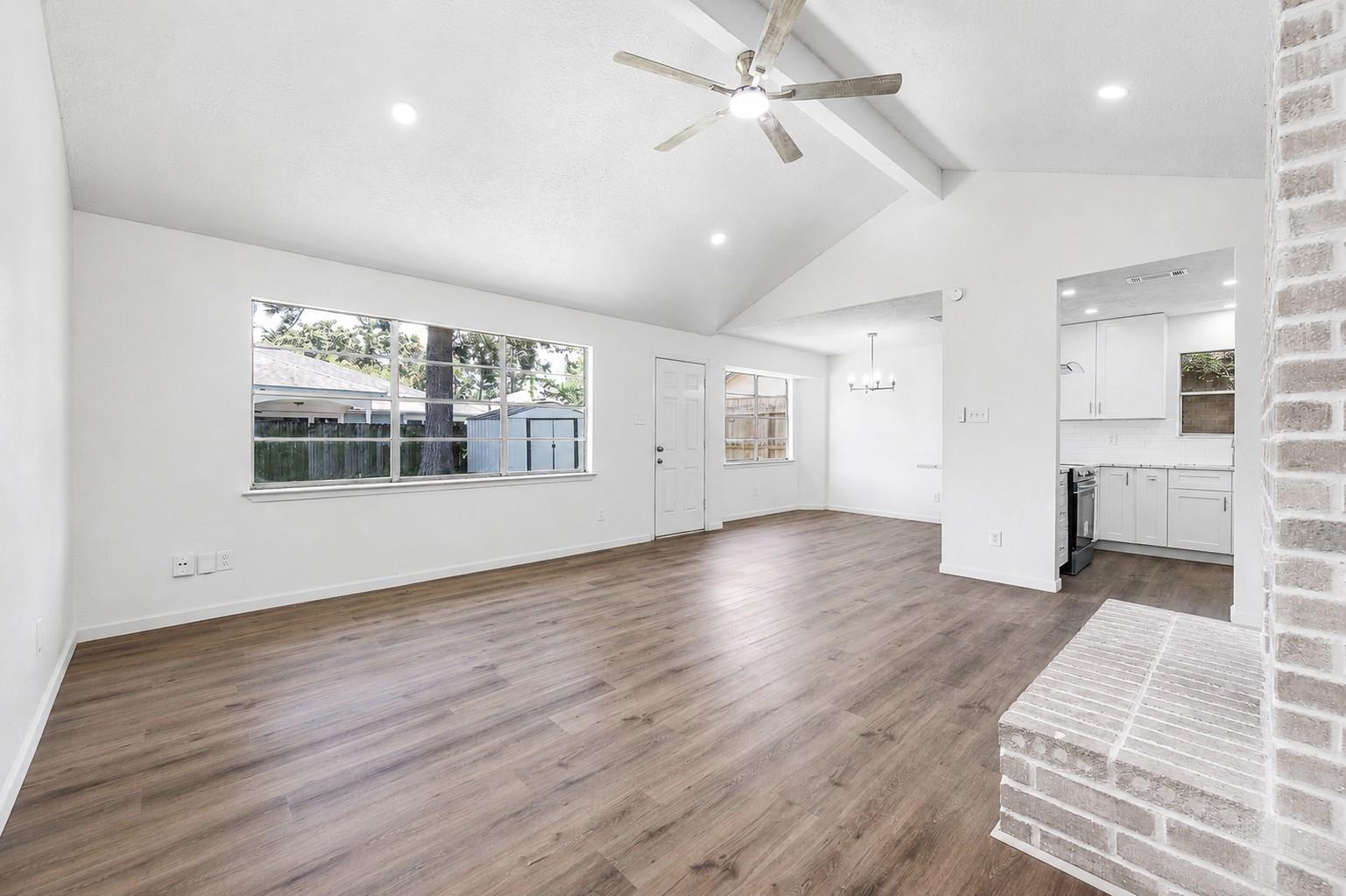 6526 Lynngate Drive