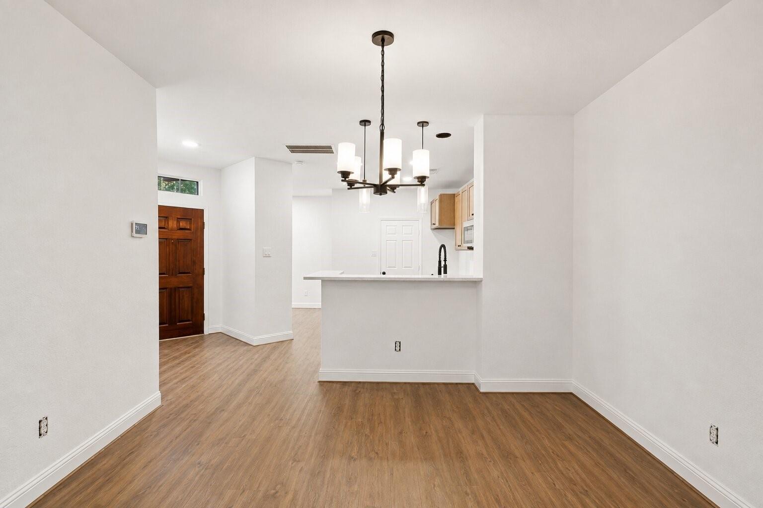 47 Alderon Woods Place