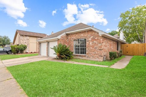 Photo of 8510 Woodcamp Drive, Houston, TX 77088 (MLS # 64648088)