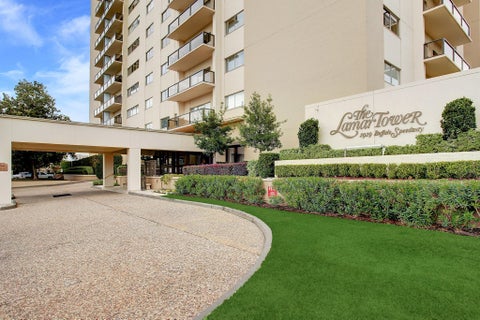 Condo For Sale - 2929 Buffalo Speedway #A513<br/> Houston, TX 77098