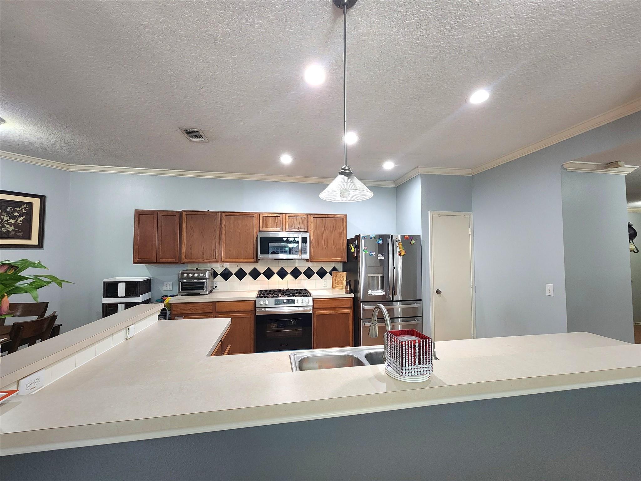 15006 Sugarhollow Drive