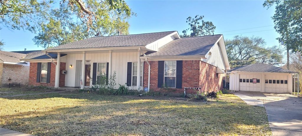 Photo of 5447 Darnell Street, Houston, TX 77096 (MLS # 87764543)