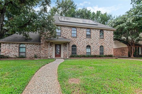 Photo of 1507 Sweet Grass Trail, Houston, TX 77090 (MLS # 12410069)