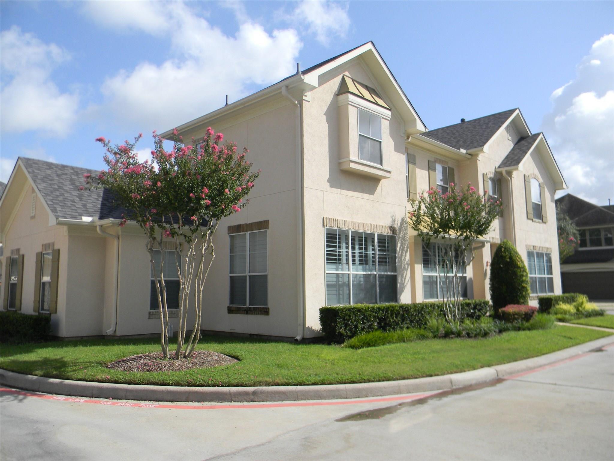 4302 Lake Walk Court