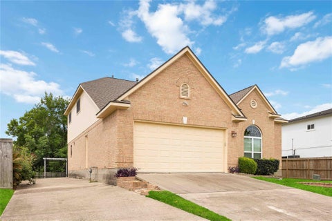 Photo of 5498 Appleblossom Lane, Friendswood, TX 77546 (MLS # 10518413)