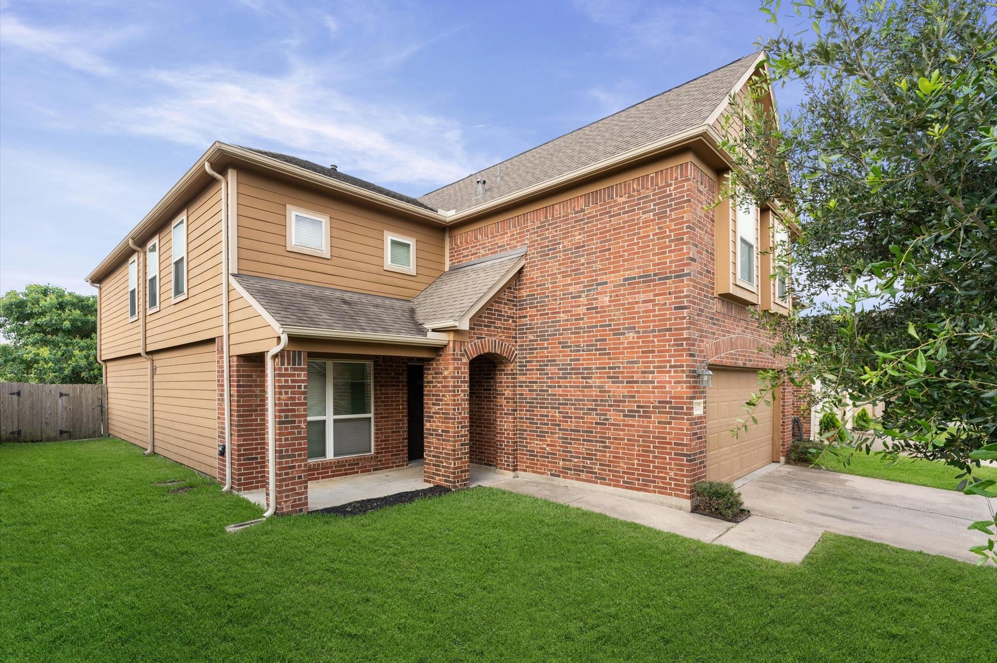 3327 Upland Spring Trace