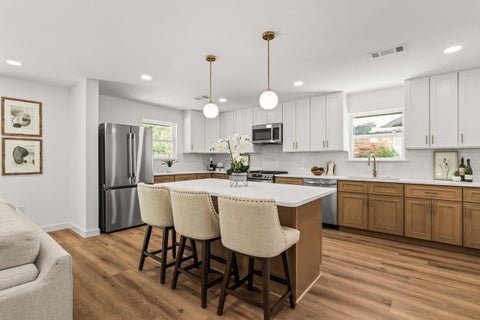 Tiny photo for 5207 Hummingbird Street, Houston, TX 77035 (MLS # 86503007)