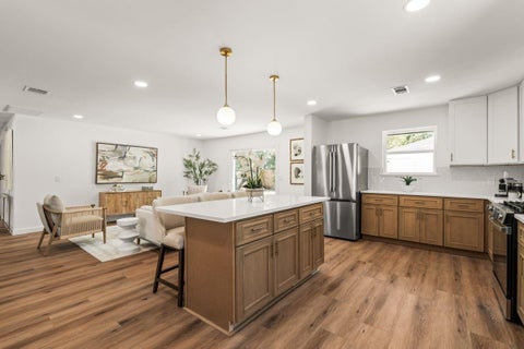 Tiny photo for 5207 Hummingbird Street, Houston, TX 77035 (MLS # 86503007)