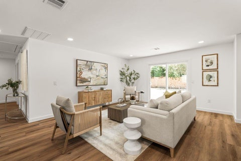 Tiny photo for 5207 Hummingbird Street, Houston, TX 77035 (MLS # 86503007)