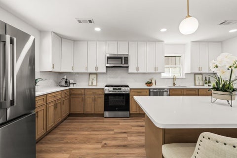 Tiny photo for 5207 Hummingbird Street, Houston, TX 77035 (MLS # 86503007)
