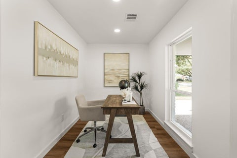 Tiny photo for 5207 Hummingbird Street, Houston, TX 77035 (MLS # 86503007)