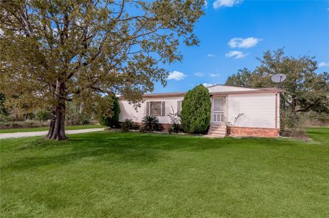 Photo of 30 Allen Drive, Huntsville, TX 77320 (MLS # 94216274)