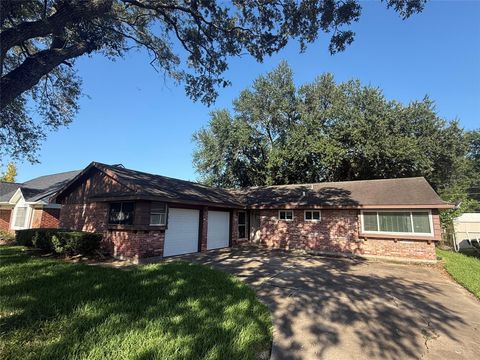 Photo of 1501 Deer Avenue, Deer Park, TX 77536 (MLS # 75385178)