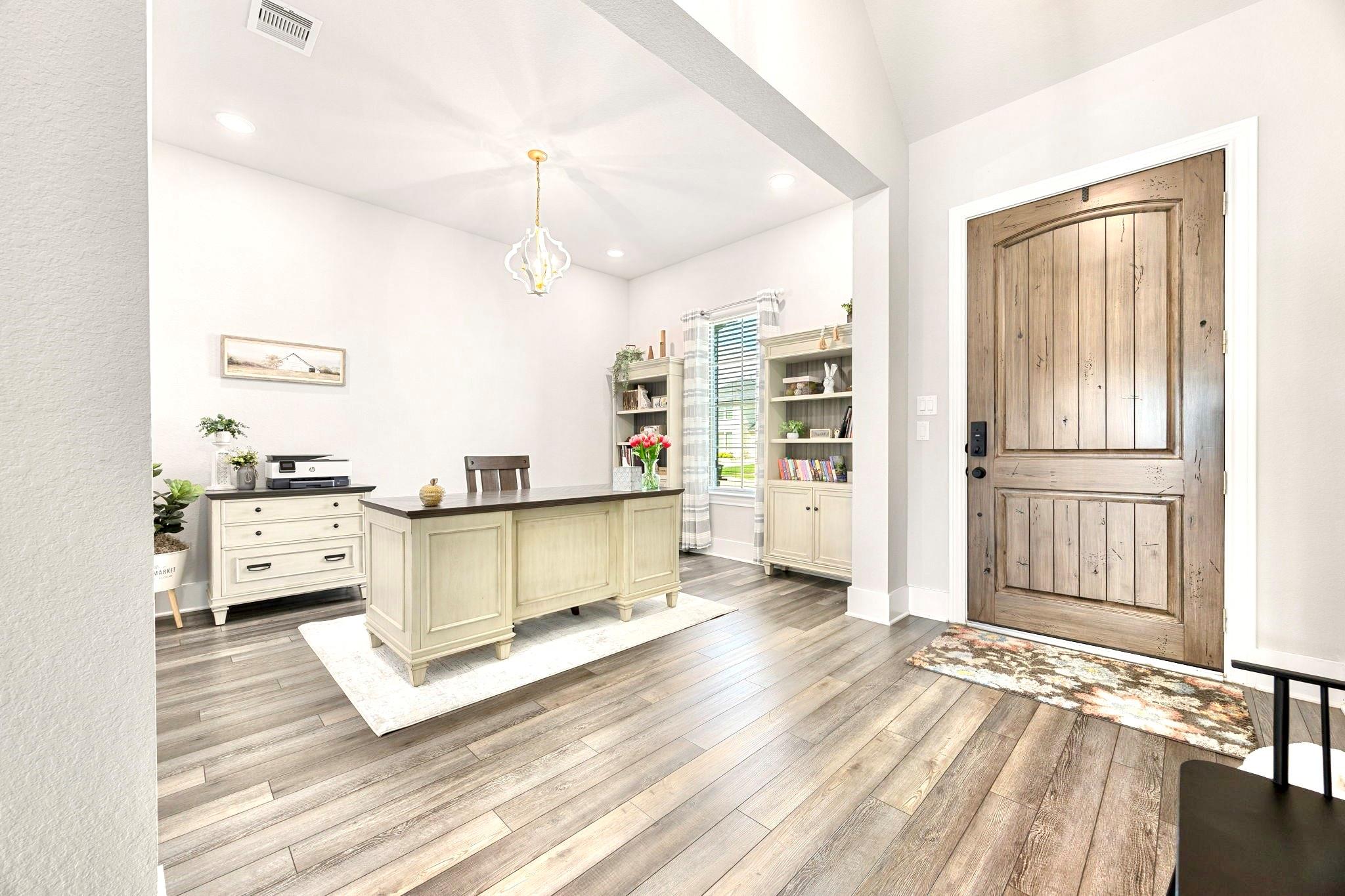 1934 Mustang Bluff Lane