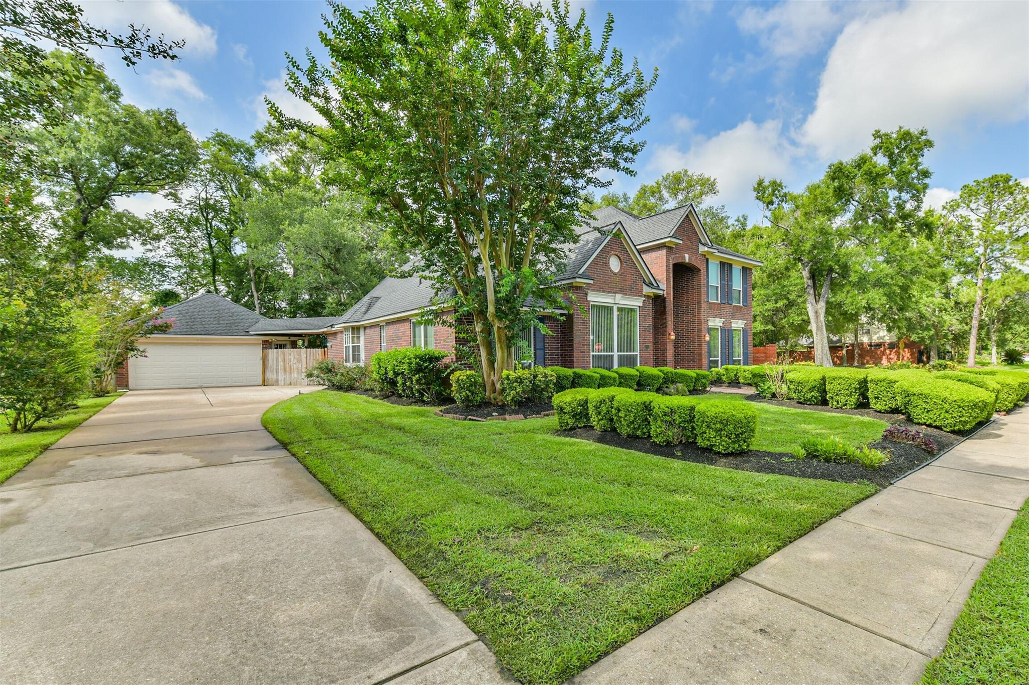 4302 Island Hills Drive