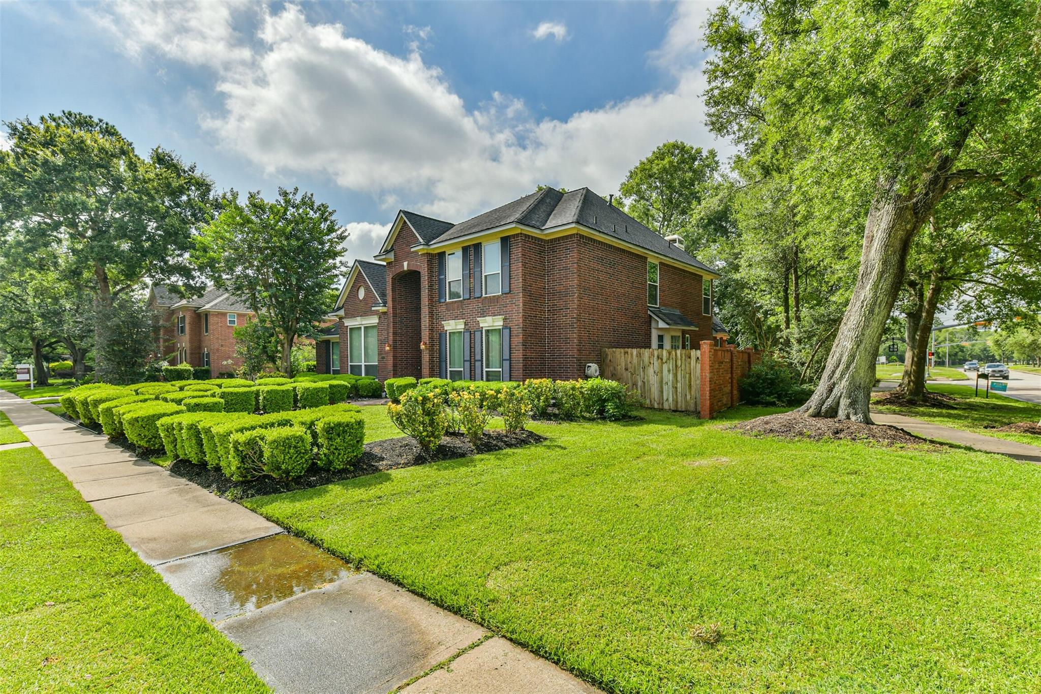 4302 Island Hills Drive