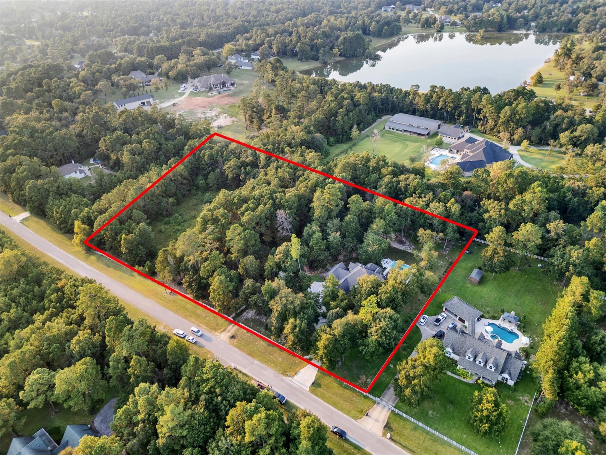 15632 Queen Victoria Court