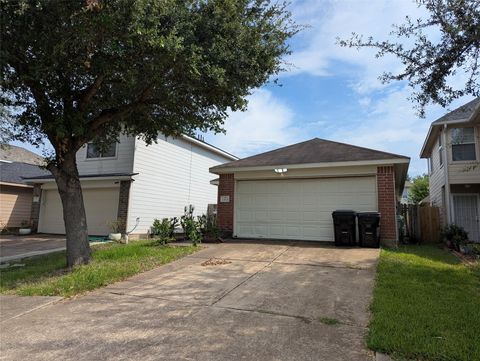 Photo of 13831 Maximos Drive, Houston, TX 77083 (MLS # 74558611) Photo of 13831 Maximos Drive, Houston, TX 77083 (MLS # 74558611)