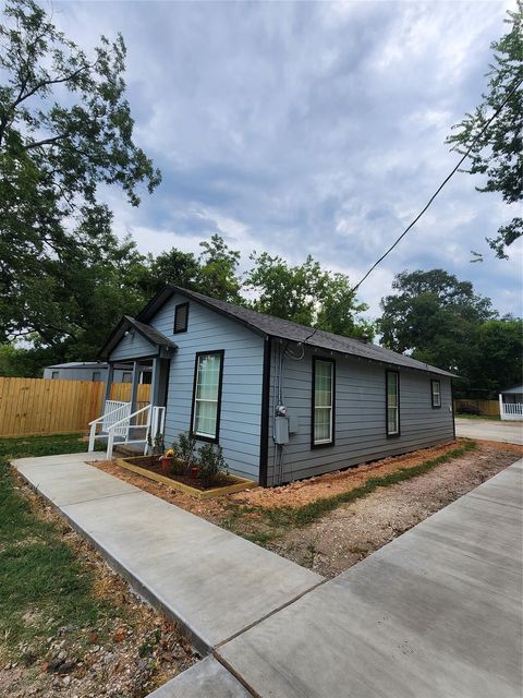Photo of 6203 Hoffman Street, Houston, TX 77028 (MLS # 50617416)