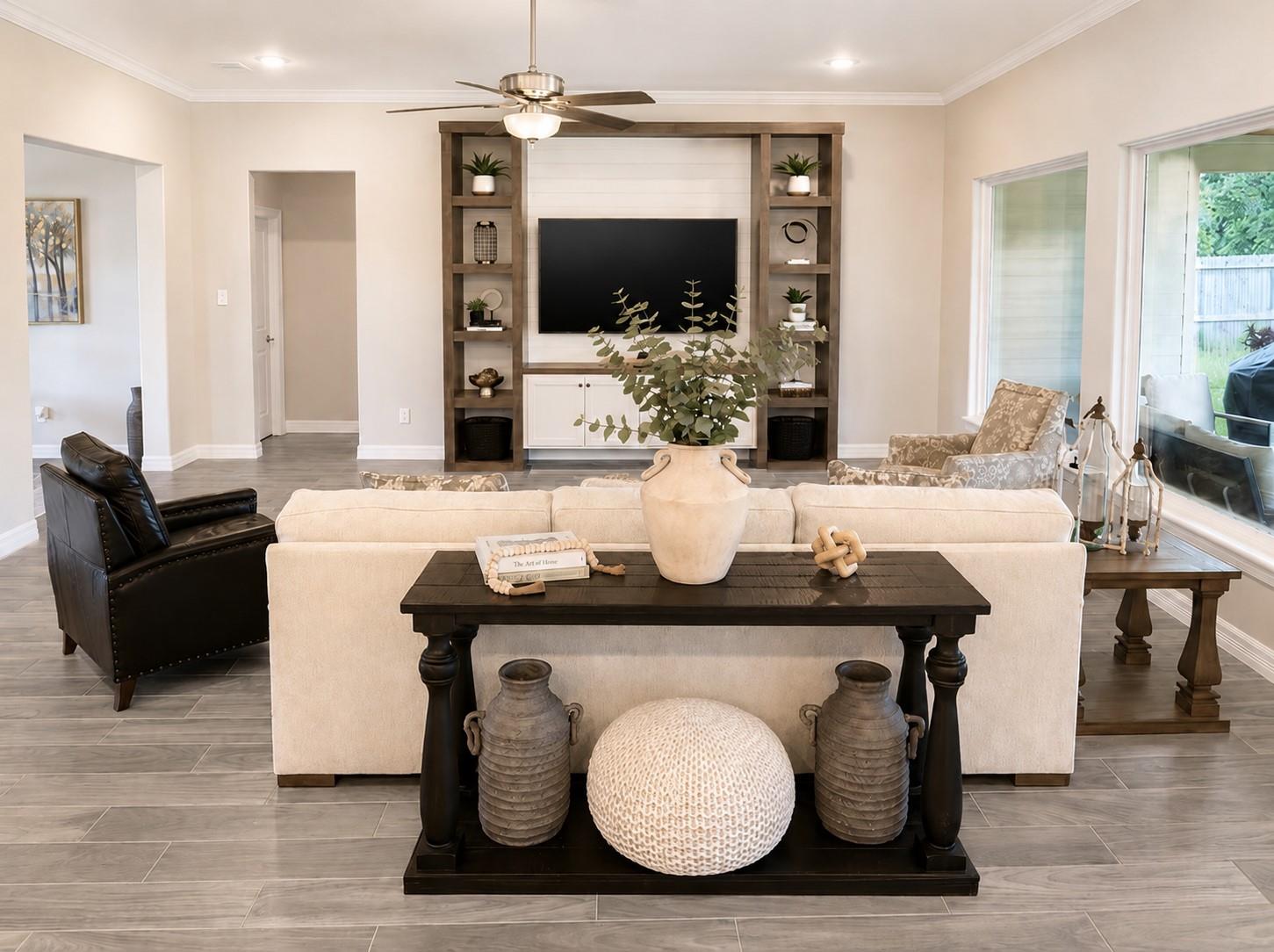202 Creekside Lane