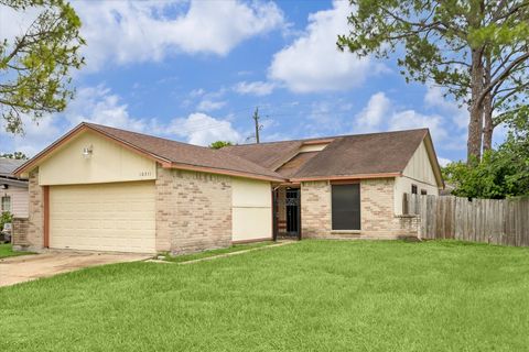 Photo of 10311 Westedge Drive, Sugar Land, TX 77498 (MLS # 78214639)