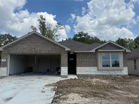 Homes For Sale - 12208 Lexington Heights Drive<br/> Willis, TX 77318