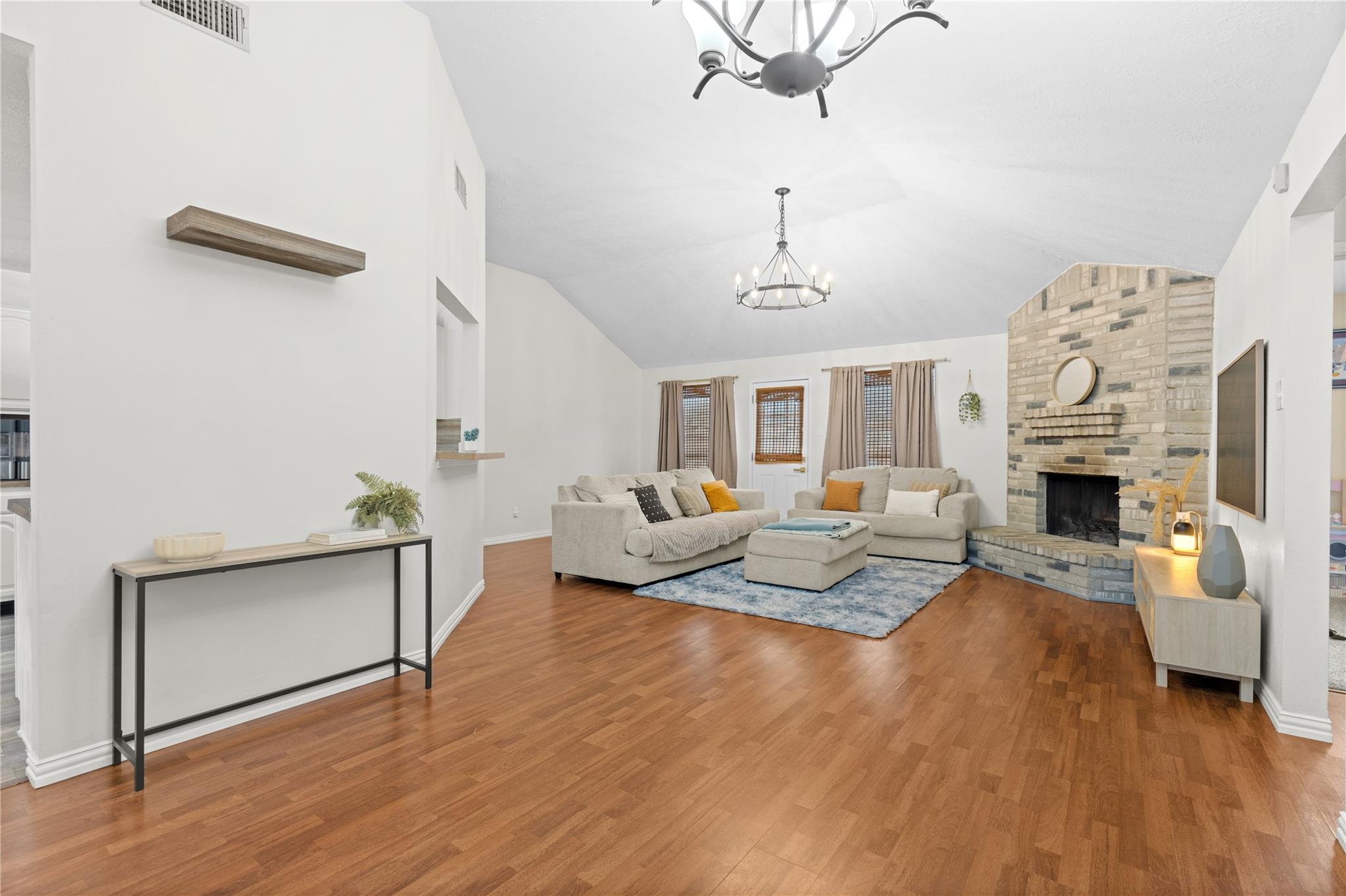 2603 Rolling Glen Drive