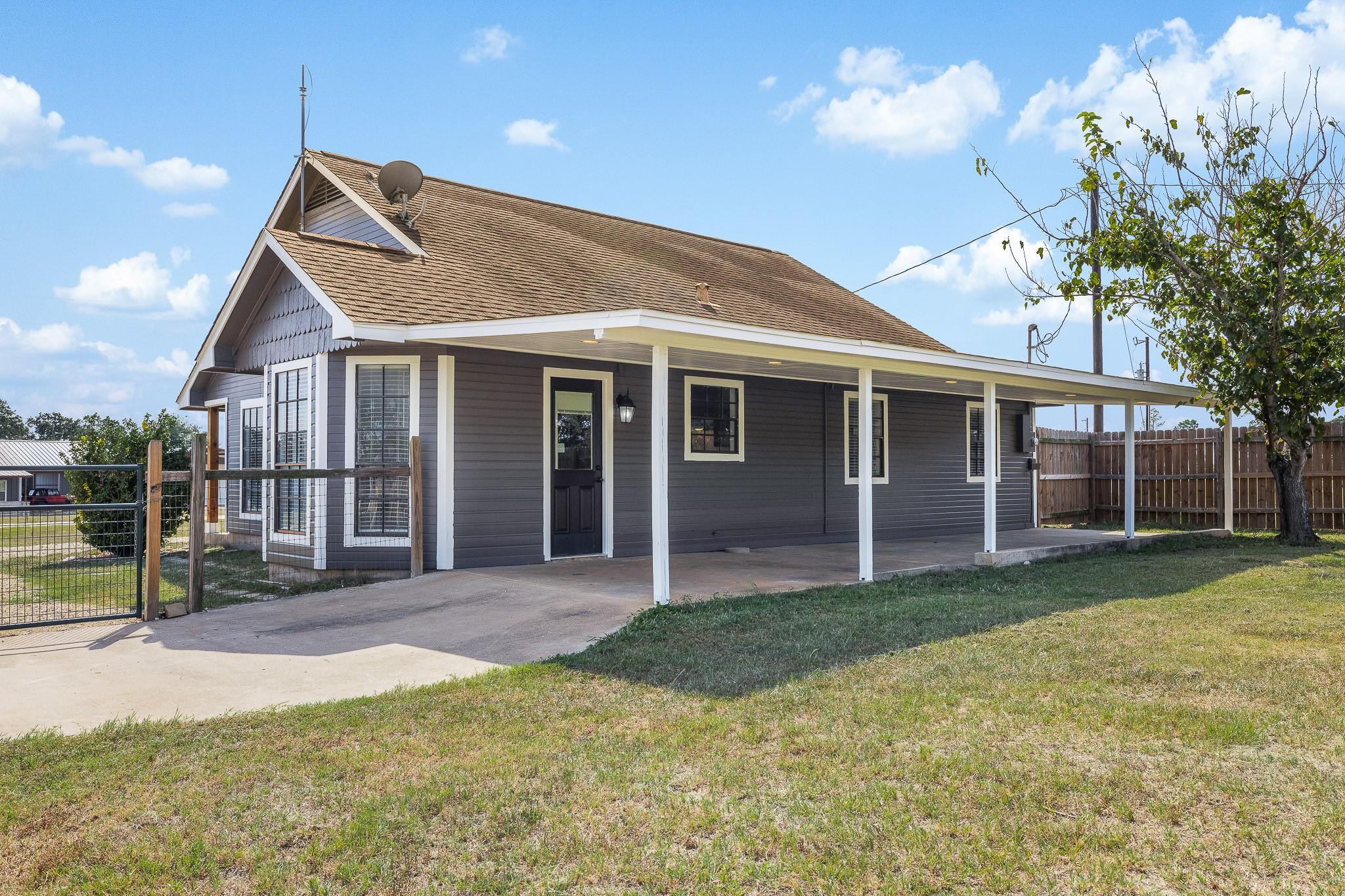 1081 Private Road 7023