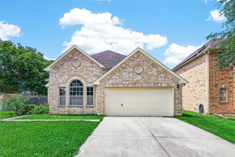 Photo of 12338 Ashford Hollow Drive, Sugar Land, TX 77478 (MLS # 60326465)