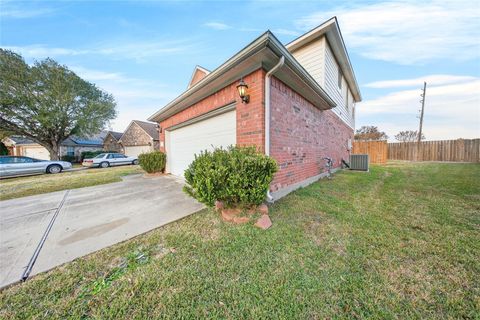 Tiny photo for 16814 Dunsford Court, Houston, TX 77083 (MLS # 80503368)