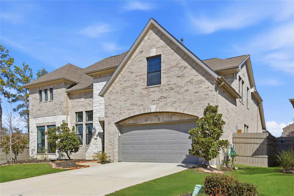 Photo of 17501 Spice Merlot Lane, Conroe, TX 77302 (MLS # 78353327)