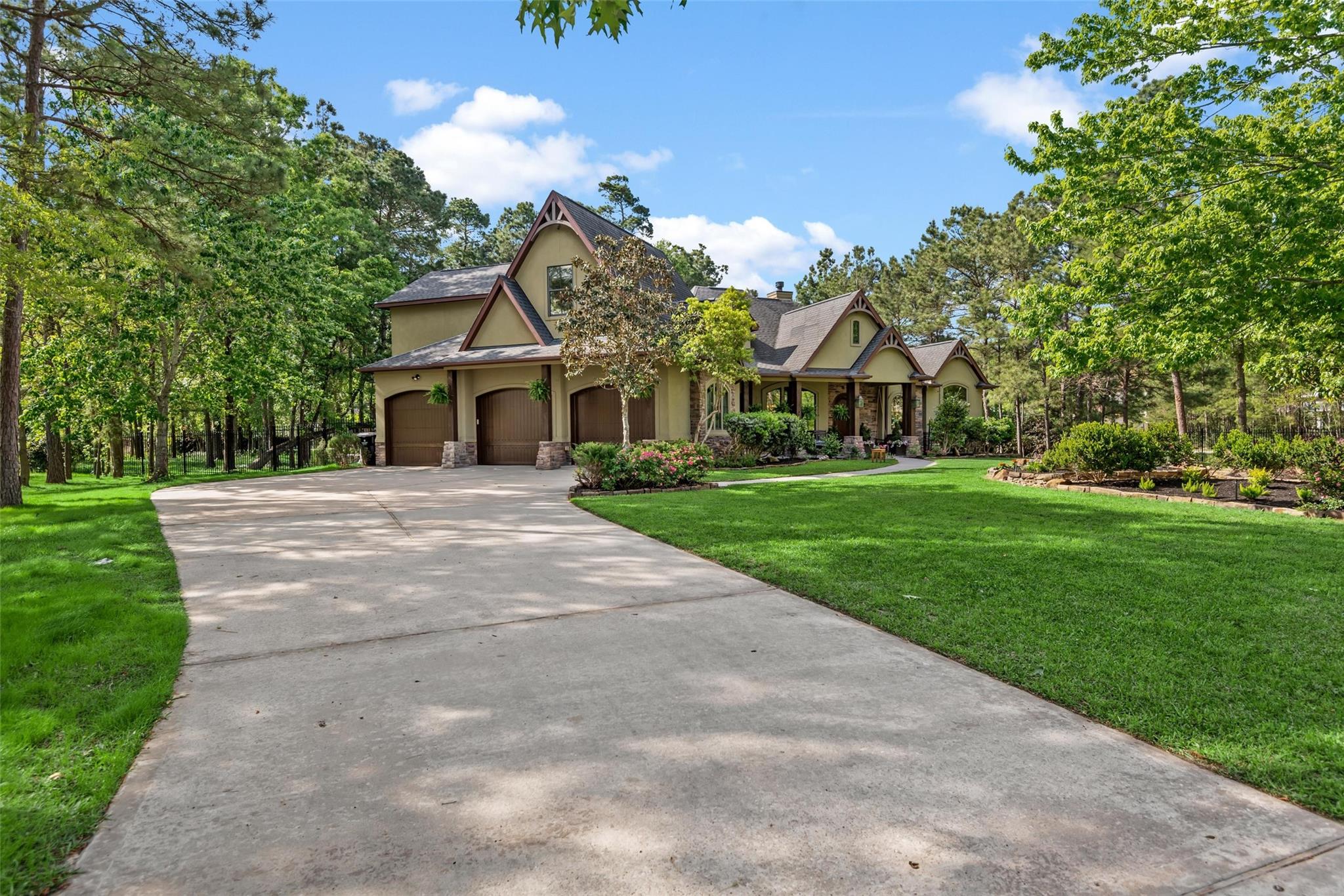 28110 Whispering Maple Way