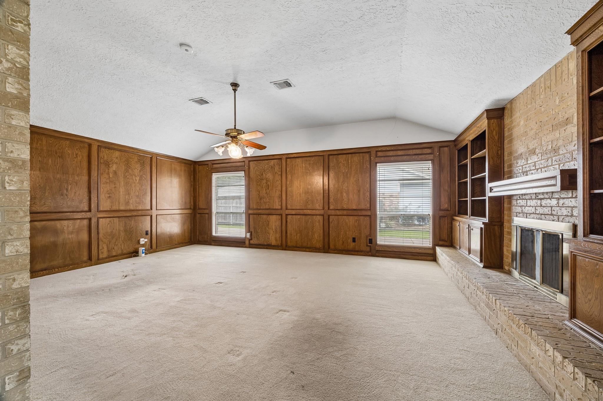 2214 Donegal Court