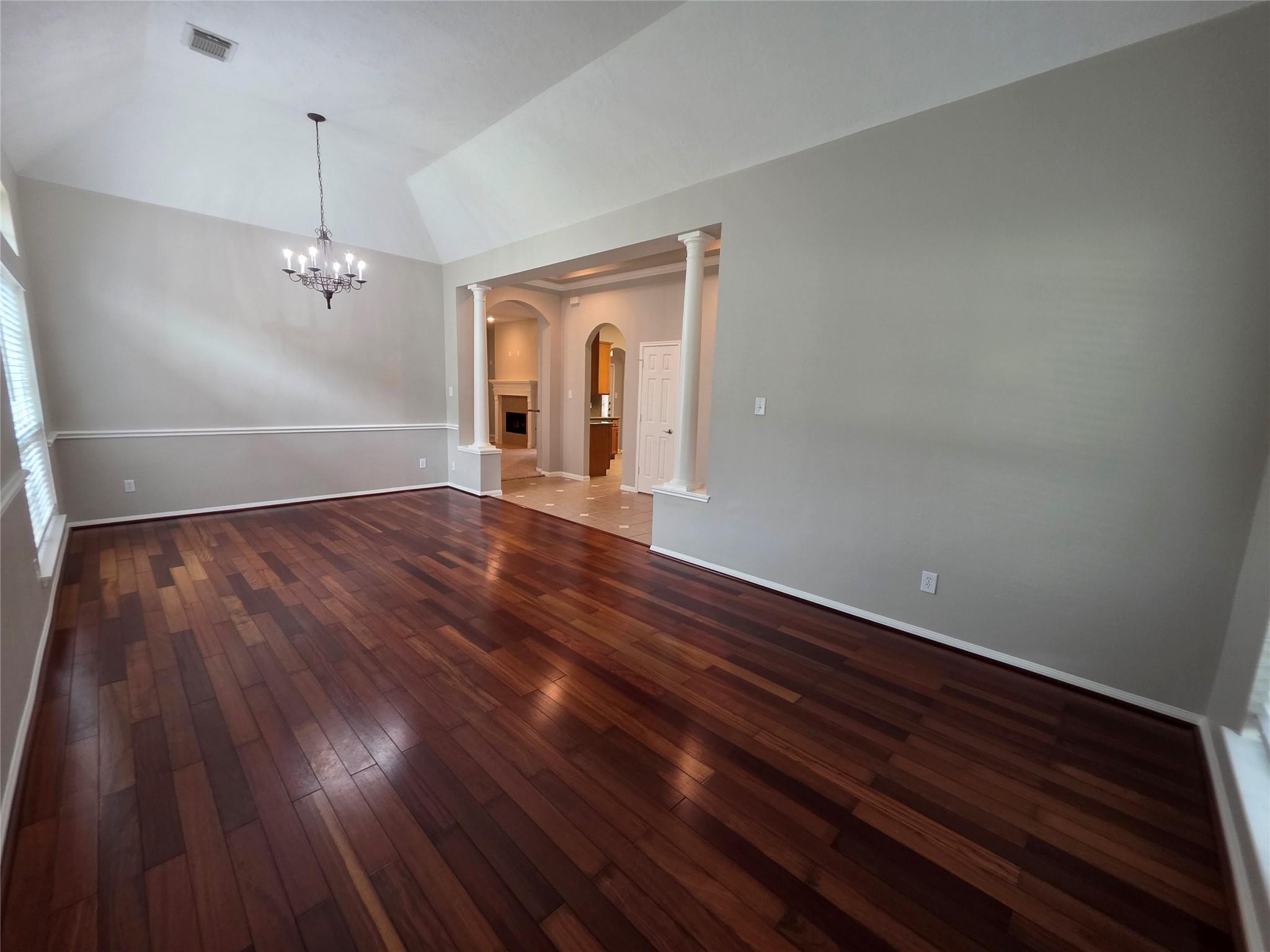 5218 Cottonwood Creek Lane