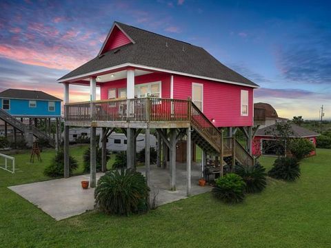 Photo of 1219 Front Ave Avenue, Port Bolivar, TX 77650 (MLS # 18924909)