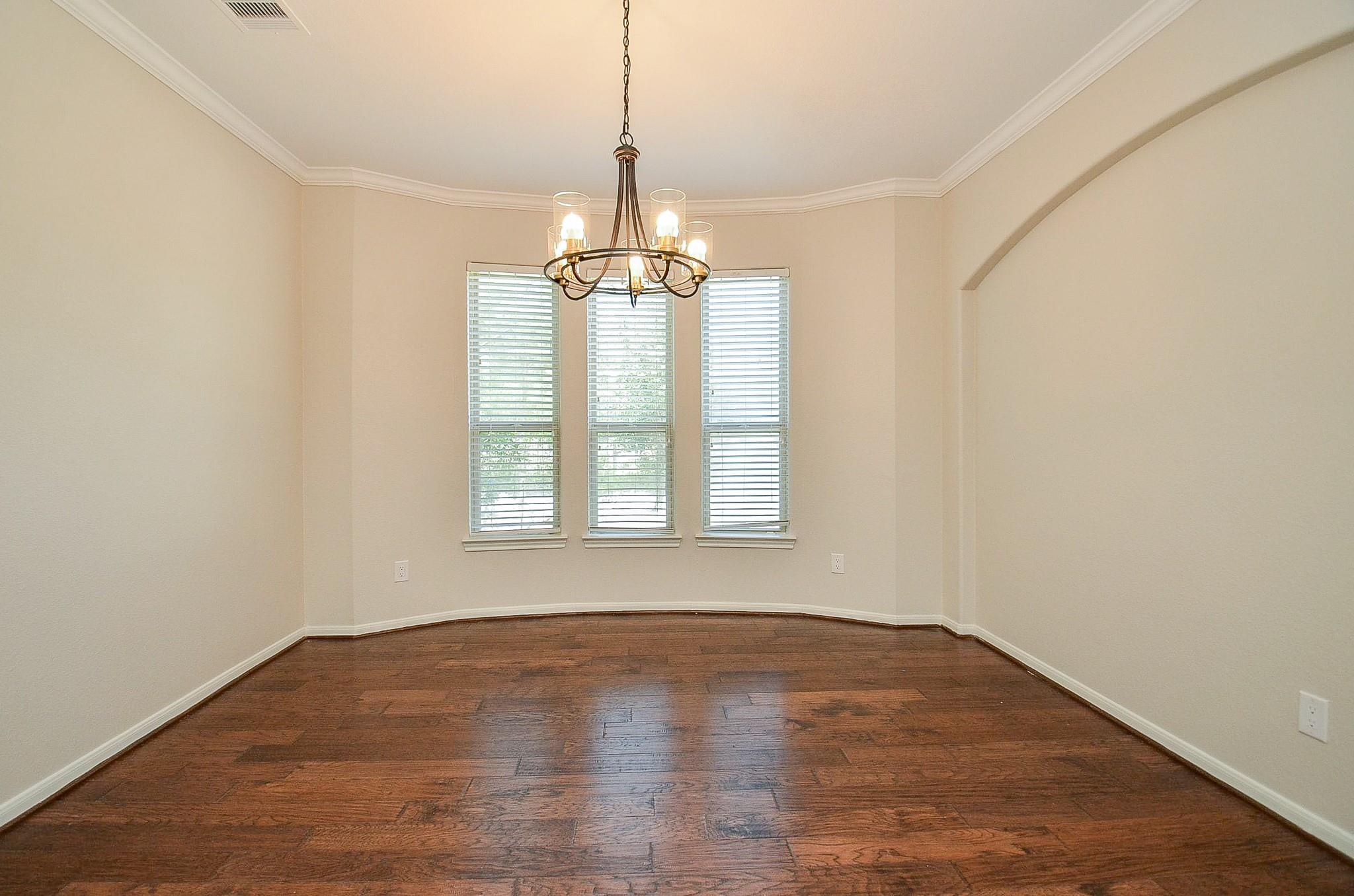 35 S Marshside Place