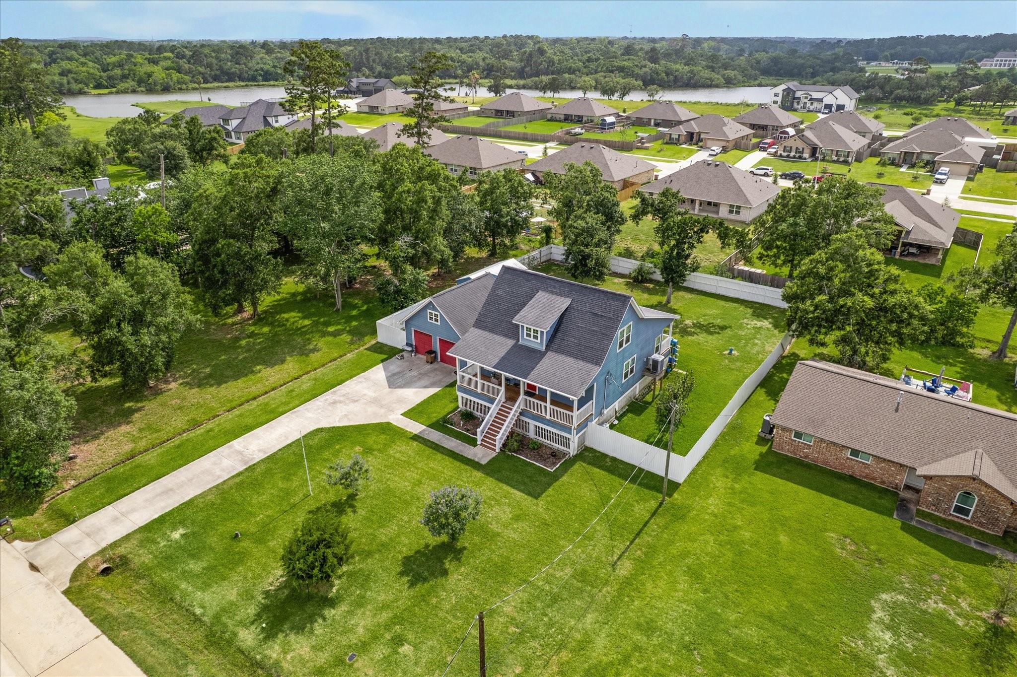 4424 Country Club Drive