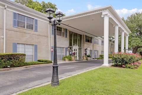 Homes For Sale - 2600 Bellefontaine Street #B18<br/> Houston, TX 77025