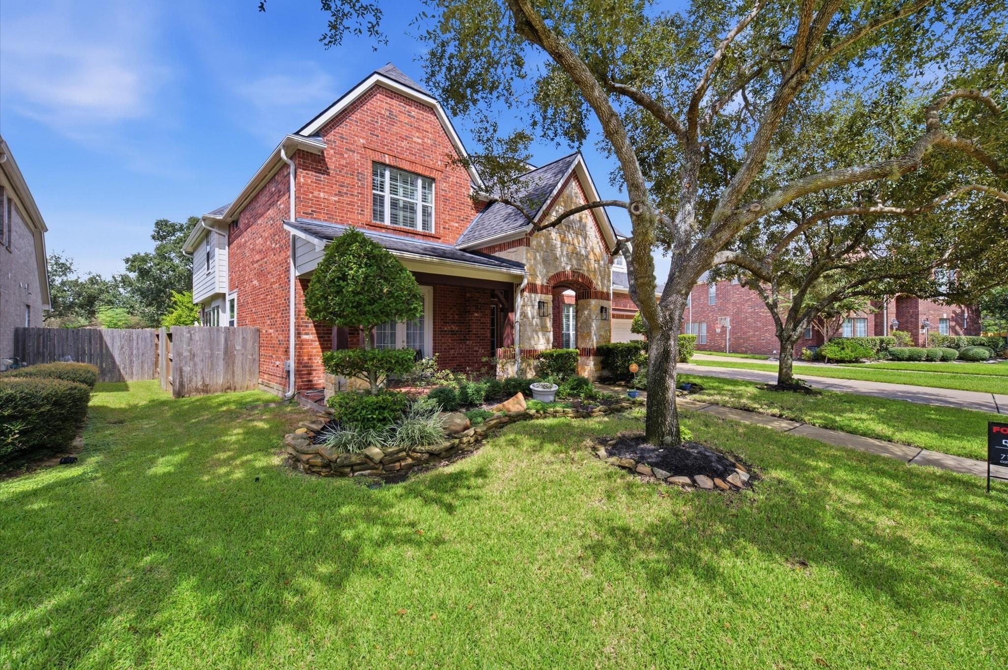 4427 Shady River