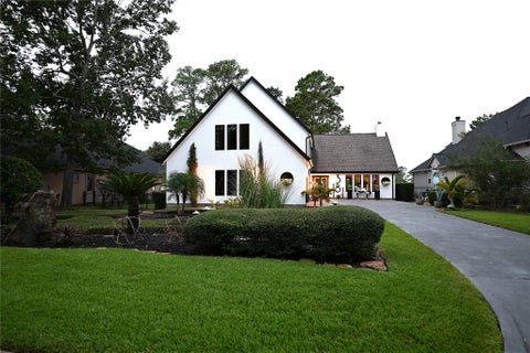 Photo of 38 Fairway Park, Montgomery, TX 77356 (MLS # 76700331)